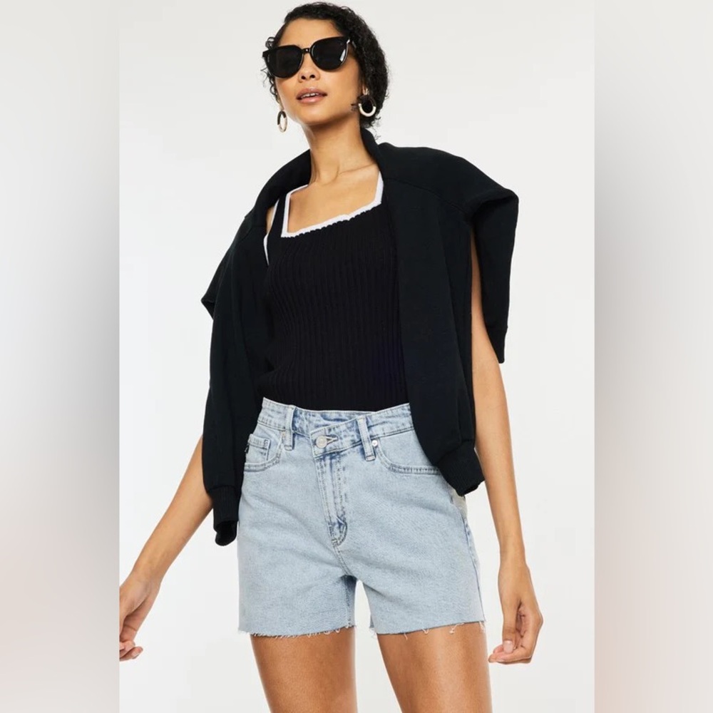 NWT Kancan High Rise Crossover Button Shoets